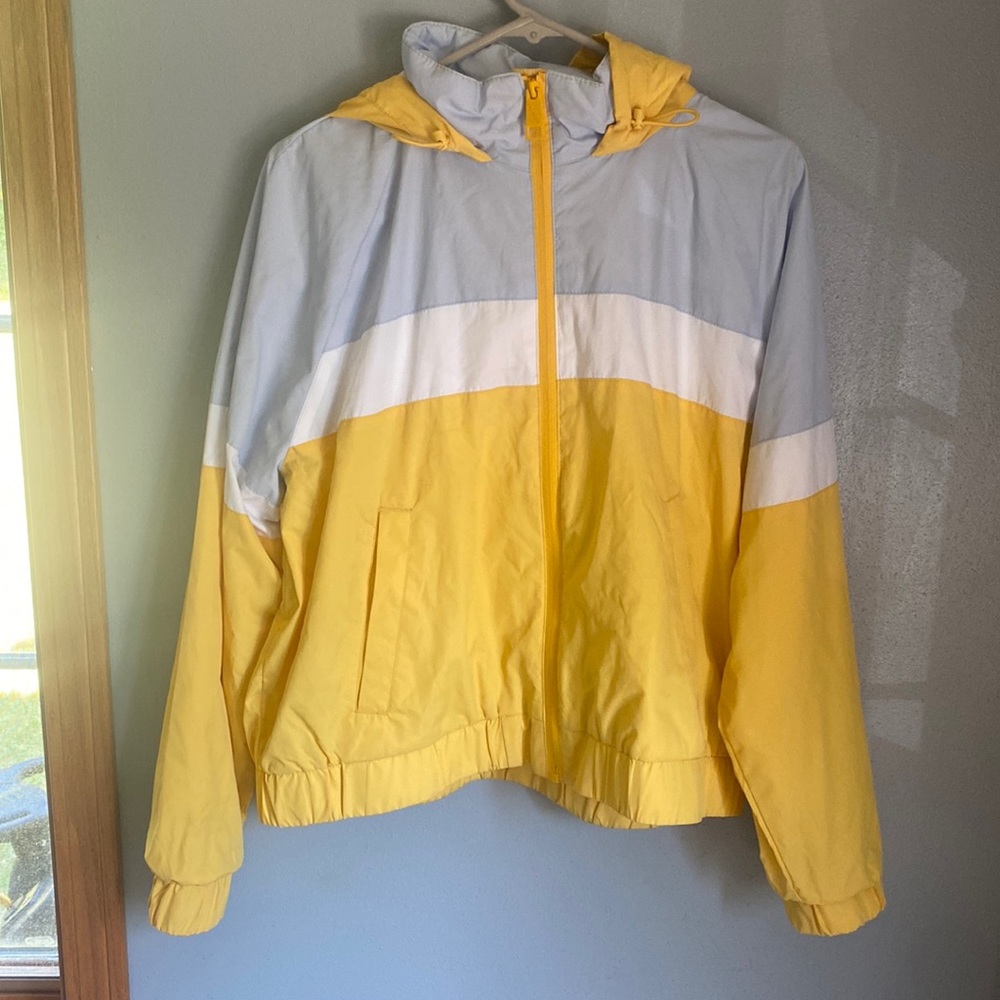Hollister wind breaker